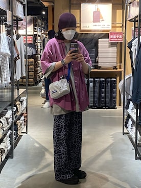 Supreme (シュプリーム)のショルダーバッグを使った人気ファッション