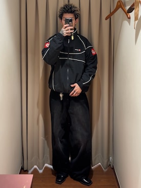 「URBAN RESEARCH（アーバンリサーチ）のLOTTO　LINE NYLON BLOUSON（テーラードジャケット、ブラック系）」を使った、Mitsuki Moriyamaさん（メンズ・175cm）の春コーディネート