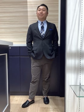 「TOKYO SHIRTS（トウキョウシャツ）の【超形態安定】 形態安定ノンアイロン ボタンダウン 長袖ビジネスワイシャツ（ビジネスシャツ、ブルー系）」を使った、BRICK HOUSE by Tokyo Shirts 久留米ゆめタウン店さん（メンズ・160cm）の秋コーディネート