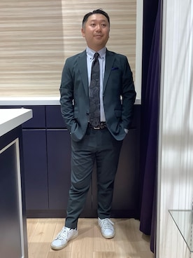 「TOKYO SHIRTS（トウキョウシャツ）の【超形態安定】 形態安定ノンアイロン ボタンダウン 長袖ビジネスワイシャツ（ビジネスシャツ、ブルー系）」を使った、BRICK HOUSE by Tokyo Shirts 久留米ゆめタウン店さん（メンズ・160cm）の秋コーディネート
