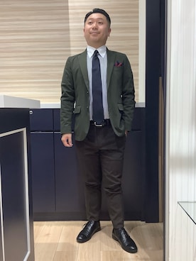 「TOKYO SHIRTS（トウキョウシャツ）の形態安定ノンアイロン ボタンダウン 長袖ビジネスワイシャツ（ビジネスシャツ、ブルー系）」を使った、BRICK HOUSE by Tokyo Shirts 久留米ゆめタウン店さん（メンズ・160cm）の春コーディネート