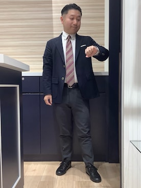 「TOKYO SHIRTS（トウキョウシャツ）の【くまのプーさん】形態安定ノンアイロン ボタンダウン 長袖ビジネスワイシャツ（ビジネスシャツ、イエロー系）」を使った、BRICK HOUSE by Tokyo Shirts 久留米ゆめタウン店さん（メンズ・160cm）の春コーディネート