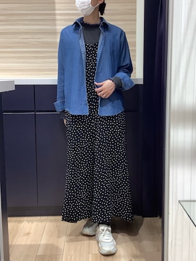 「TOKYO SHIRTS（トウキョウシャツ）のPitta Re;) カジュアルシャツ デニム レギュラーシャツ 長袖 綿100% レディース（シャツ/ブラウス、ブルー系）」を使った、BRICK HOUSE by Tokyo Shirts 久留米ゆめタウン店さん（メンズ・160cm）の秋コーディネート