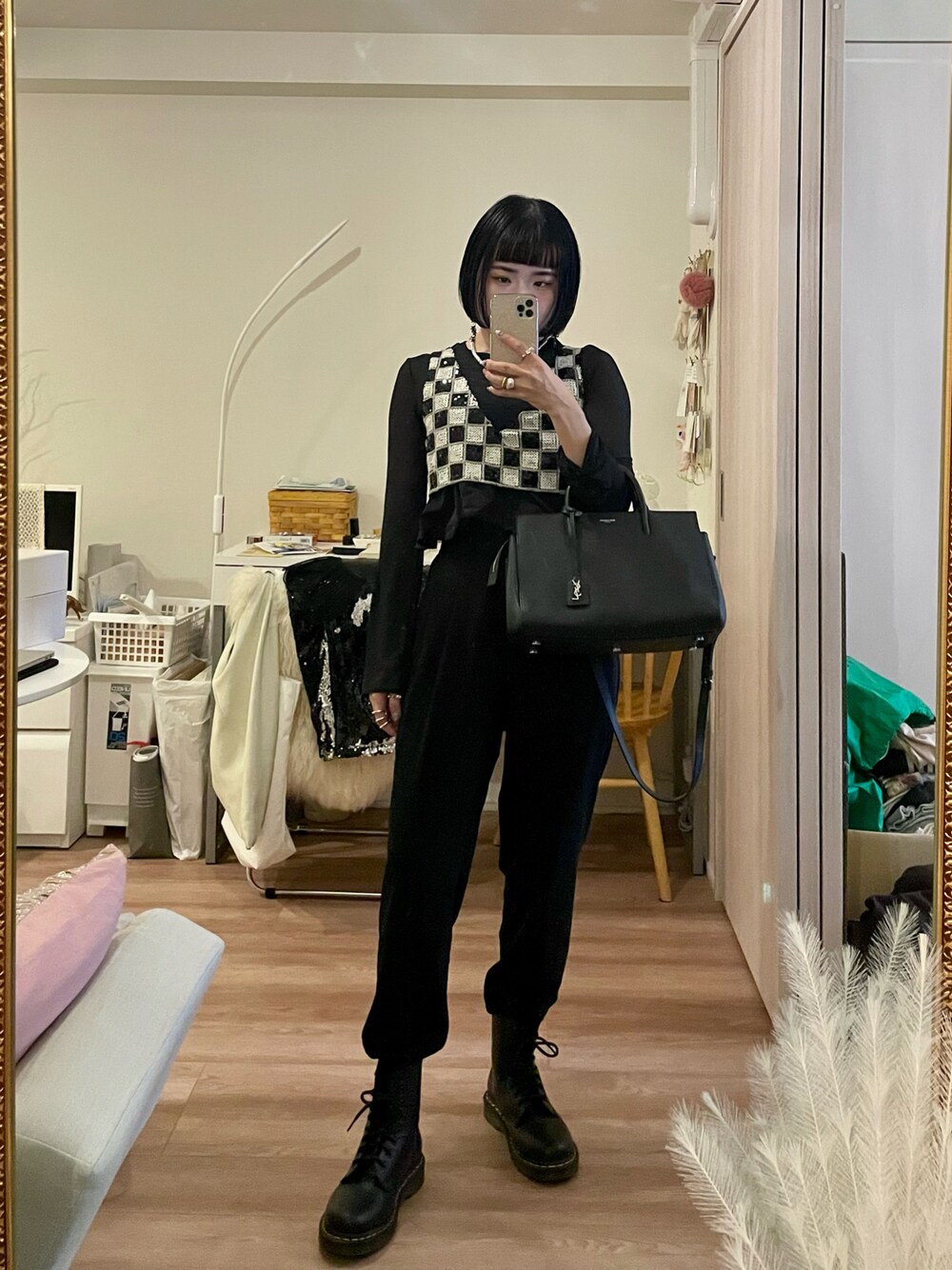 【大幅値下げ】メゾンスペシャル ビスチェ スパンコール ブラック MAISON SPECIAL（メゾンスペシャル）の「スパンコールビスチェ