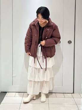 「アイテム（ダウンジャケット/コート、レッド系）」を使った、MORIさん（レディース・159cm）の冬コーディネート