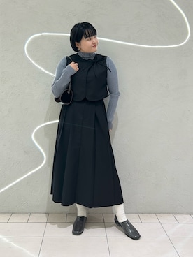 「アイテム（その他シューズ、グレー系）」を使った、MORIさん（レディース・159cm）の秋コーディネート