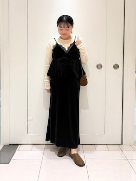 「KBF（ケイビーエフ）のアイテム（セットアップ）」を使った、MORIさん（レディース・159cm）の秋コーディネート