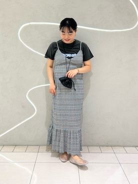 「KBF（ケイビーエフ）のロゴプリントTEE（Tシャツ/カットソー、グレー系）」を使った、MORIさん（レディース・159cm）の夏コーディネート