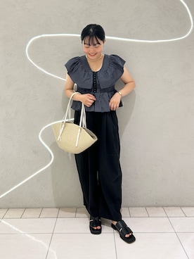 「KBF（ケイビーエフ）のフロントホックチェックフリルブラウス（シャツ/ブラウス、ブルー系）」を使った、MORIさん（レディース・159cm）の夏コーディネート