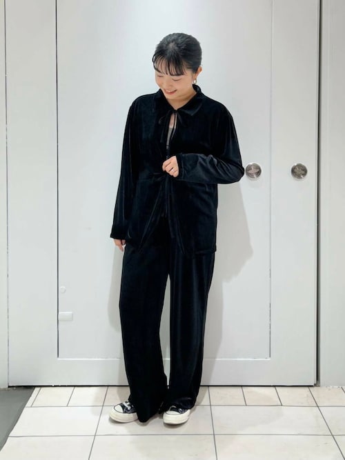 KBF フロントリボンベロアガウン セール】フロントリボンベロアガウン（その他アウター）｜KBF