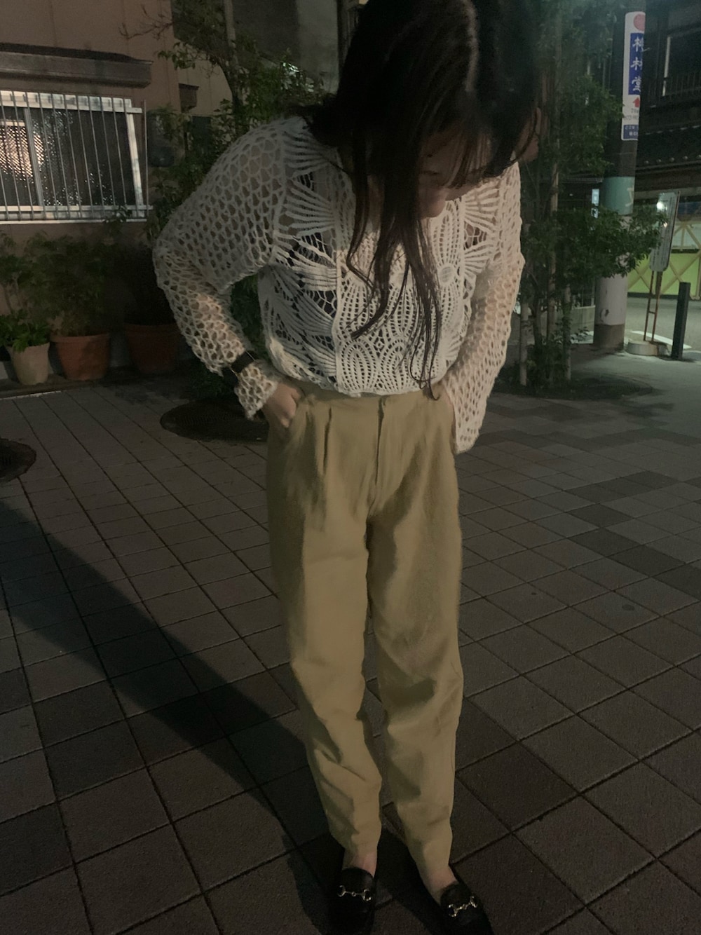 「ラクチンコーデ、シンプルコーデ、おしゃれさんと繋がりたい、ベージュコーデ、ニット、タックパンツ、FW2021」｜「nuguのアイテム（カーゴパンツ、ベージュ系）」を使った、みさん（レディース・160cm）の秋コーディネートの1枚目の写真