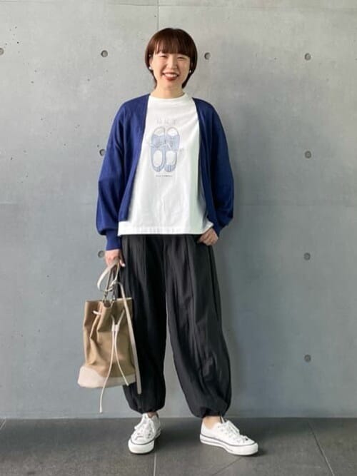 ロラライハリス♡ベージュベルベット♡刺繍の丸型ふんわり絞りバッグS♡ セール】canvas×レザー絞りバッグ（ショルダーバッグ）｜ADIEU