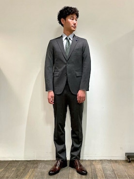 「TAKEO KIKUCHI（タケオキクチ）のアイテム（スーツセット）」を使った、TAKEO KIKUCHIさん（メンズ・180cm）の冬コーディネート