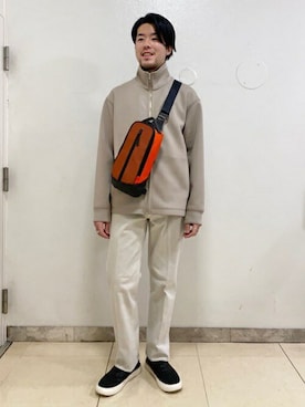 「TAKEO KIKUCHI（タケオキクチ）のアイテム（ブルゾン）」を使った、TAKEO KIKUCHIさん（メンズ・170cm）の春コーディネート