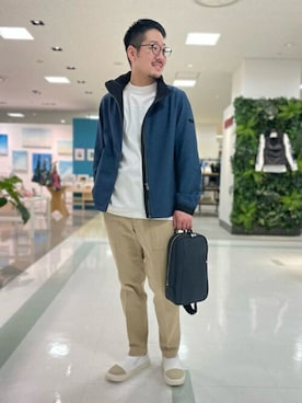 「TAKEO KIKUCHI（タケオキクチ）のアイテム（ブルゾン）」を使った、TAKEO KIKUCHIさん（メンズ・173cm）の春コーディネート
