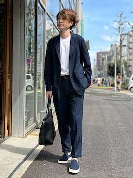 「TAKEO KIKUCHI（タケオキクチ）のアイテム（スーツパンツ）」を使った、TAKEO KIKUCHIさん（メンズ・176cm）の春コーディネート