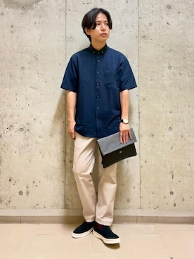 「TAKEO KIKUCHI（タケオキクチ）のアイテム（腕時計）」を使った、TAKEO KIKUCHIさん（メンズ・167cm）の夏コーディネート