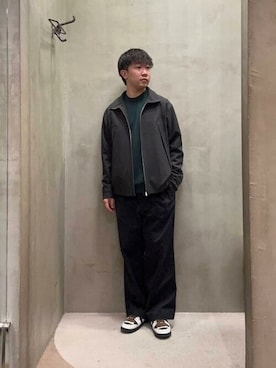 「TAKEO KIKUCHI（タケオキクチ）のアイテム（ジャケット/アウター）」を使った、TAKEO KIKUCHIさん（メンズ・170cm）の秋コーディネート