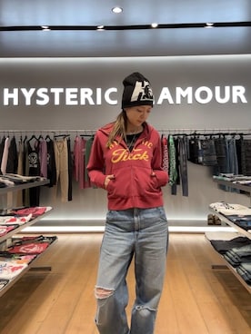 「HYSTERIC GLAMOUR（ヒステリックグラマー）のTYPE LOGO柄ジャカード チビTシャツ（Tシャツ/カットソー）」を使った、Ayakaさん（レディース・161cm）の秋コーディネート