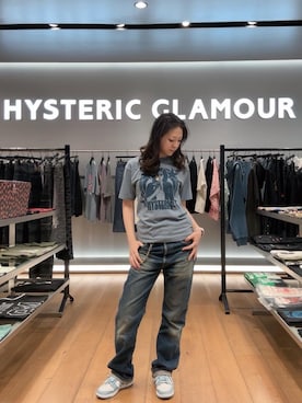 「HYSTERIC GLAMOUR（ヒステリックグラマー）のHRA加工 WW2ストレートデニムパンツ（デニムパンツ、ブルー系）」を使った、Ayakaさん（レディース・161cm）の夏コーディネート