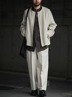 「アイテム（ノーカラージャケット、ホワイト系）」を使った、SHUさん（メンズ・170cm）の冬コーディネート