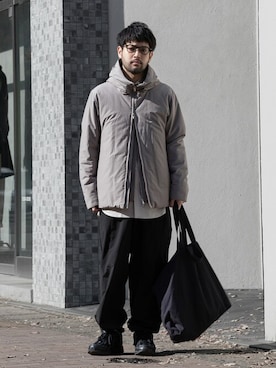 「wrou（ロウ）のアイテム」を使った、SHUさん（メンズ・170cm）の冬コーディネート