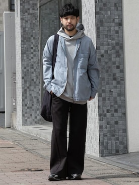 「wrou（ロウ）のアイテム」を使った、SHUさん（メンズ・170cm）の春コーディネート