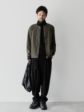 「ATTACHMENT（アタッチメント）のアイテム（MA-1）」を使った、SHUさん（メンズ・170cm）の秋コーディネート