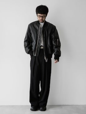 「タックイン」｜「アイテム（MA-1）」を使った、SHUさん（メンズ・170cm）の冬コーディネート