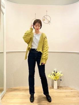 「イエロー」｜「アイテム（ブーツ）」を使った、JILL by JILL STUART STAFFさん（レディース・160cm）の秋コーディネート