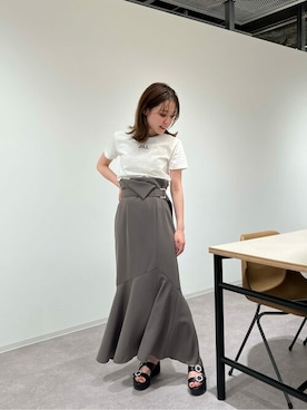 「JILL by JILL STUART（ジルバイジルスチュアート）のアイテム（Tシャツ/カットソー）」を使った、JILL by JILL STUART STAFFさん（レディース・156cm）の夏コーディネート