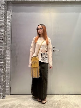 「HYSTERIC GLAMOUR（ヒステリックグラマー）のロゴスタッズ フリンジミニバッグ（ショルダーバッグ）」を使った、RINAさん（レディース・152cm）の秋コーディネート