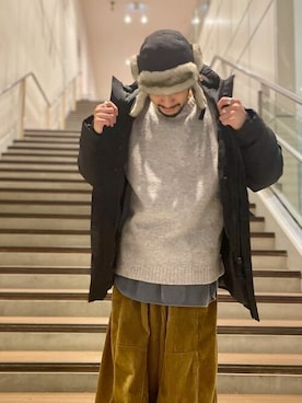 「gloster」｜「アイテム（ダウンジャケット/コート）」を使った、GLOSTER stylingさん（メンズ・172cm）の冬コーディネート