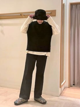 「Dickies（ディッキーズ）の【Dickies/ディッキーズ】T/C ツイルイージーパンツ ワイドチノ チノパン ルーズフィット（チノパンツ）」を使った、GLOSTER stylingさん（メンズ・172cm）の冬コーディネート