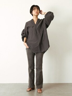 「SOMETHING（サムシング）のアイテム」を使った、staff.sさん（レディース・165cm）の春コーディネート