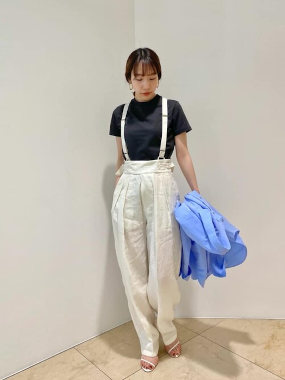 【長谷川京子さんコラボ】サスペンダーパンツ36 ウィムガゼット長谷川京子コラボ サスペンダーパンツ ホワイト36