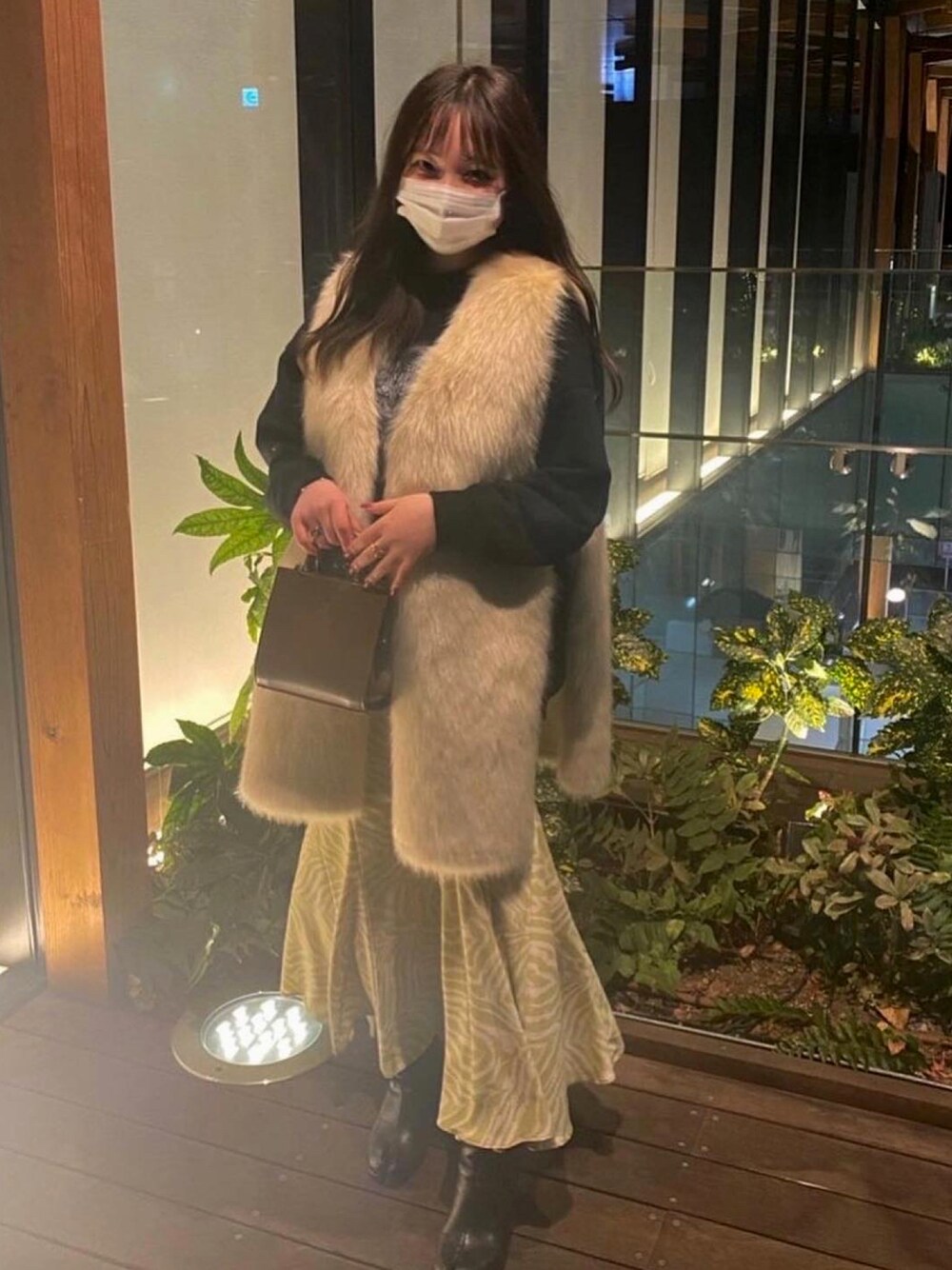 「instagramフォローお願いします」｜「SVECのアイテム（ブーツ、ブラック系）」を使った、manaさん（レディース・154cm）の冬コーディネートの1枚目の写真