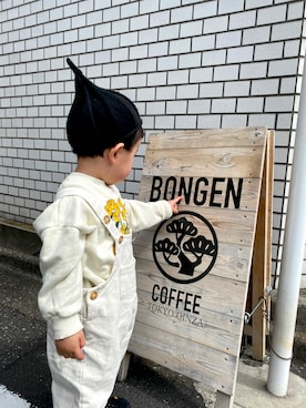 「Mini Rodini（ミニロディーニ）のアイテム（スウェット）」を使った、RINさん（キッズ・80cm）の春コーディネート