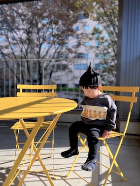 「Mini Rodini（ミニロディーニ）のアイテム（スウェット）」を使った、RINさん（キッズ・80cm）の秋コーディネート