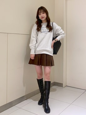 「FREE'S MART（フリーズマート）のアイテム（スウェット）」を使った、freesnatsukiさん（レディース・167cm）の冬コーディネート