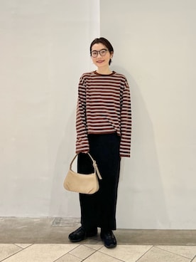 「アイテム（バングル/リストバンド）」を使った、上中（kaminaka）さん（レディース・158cm）の秋コーディネート