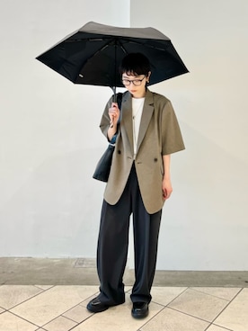 「アイテム（折りたたみ傘）」を使った、上中（kaminaka）さん（レディース・158cm）の夏コーディネート