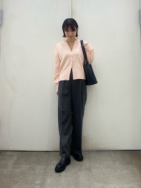 「SENSE OF PLACE by URBAN RESEARCH(センスオブプレイスバイアーバンリサーチ)の『イージーケア』ワイドイージーパンツ(スラックス、グレー系)」を使った、naoさん(レディース・158cm)の秋コーディネート