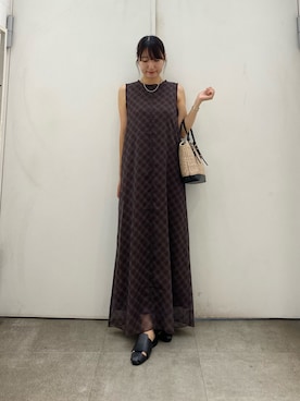 「SENSE OF PLACE by URBAN RESEARCH(センスオブプレイスバイアーバンリサーチ)のチェックシアーナローワンピース(ワンピース、ブラウン系)」を使った、naoさん(レディース・158cm)の夏コーディネート