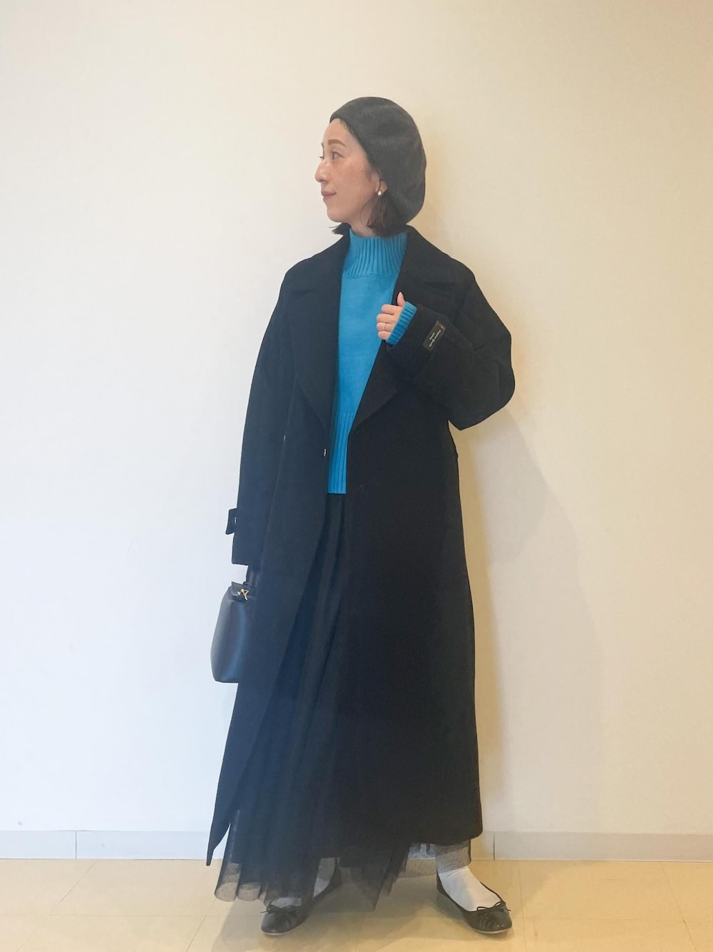 チェスターコートを使った「ライトブルー」の人気ファッション