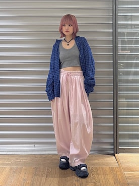 「JEANASIS（ジーナシス）のチビラメカップインタンク/326152（タンクトップ、グレー系）」を使った、archangramさん（レディース）の春コーディネート
