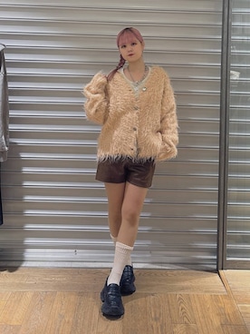 「JEANASIS（ジーナシス）のソフトラメリブUネックLS TEE/240318（Tシャツ/カットソー）」を使った、archangramさん（レディース・153cm）の冬コーディネート