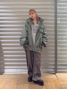 「JEANASIS（ジーナシス）のアイテム（スウェット）」を使った、archangramさん（レディース・153cm）の秋コーディネート