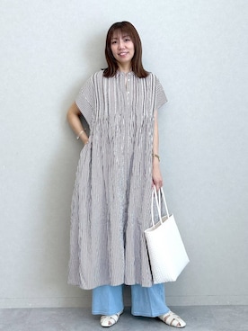 「Elura（エルーラ）のクリンクルボイルワンピース/621796（ワンピース、ブラウン系）」を使った、atsukoさん（レディース・162cm）の夏コーディネート
