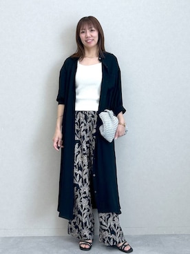 「Elura（エルーラ）のサテンプリントパンツ/621798（その他パンツ、ブラック系）」を使った、atsukoさん（レディース・162cm）の夏コーディネート
